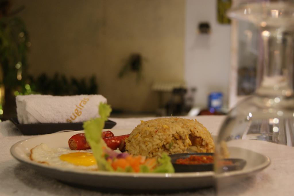 Sugiras Living Guest house Denpasar (Bali)
