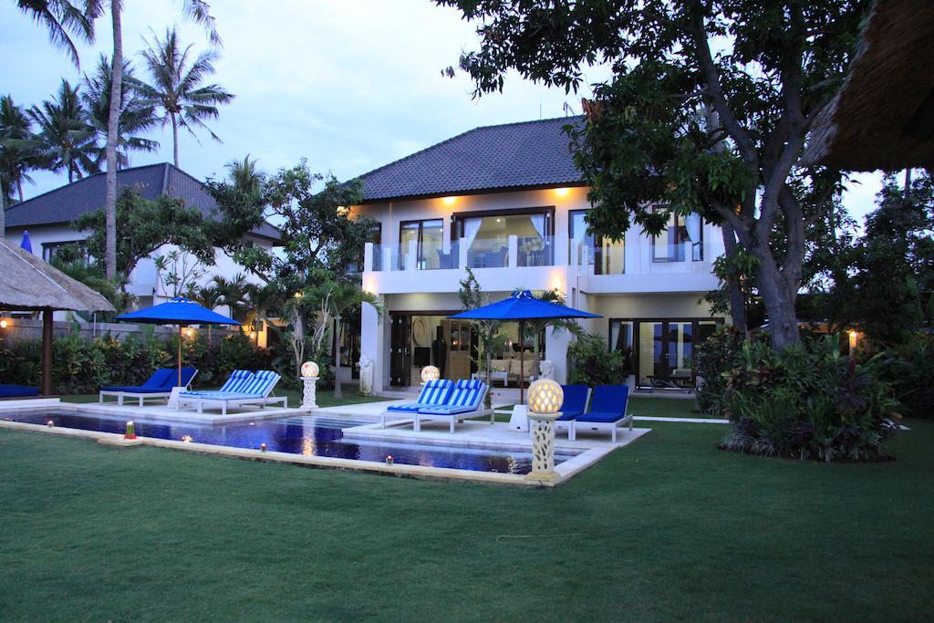 The Front - North Bali Villa *