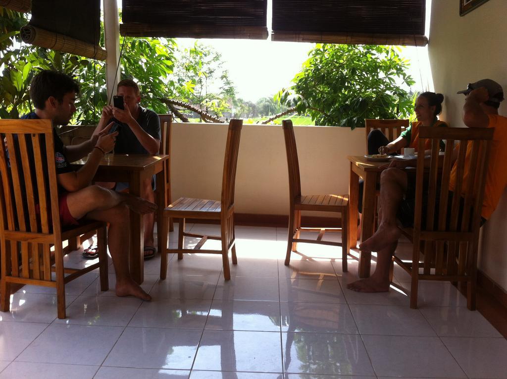Mesari & Warung Amed (Bali)