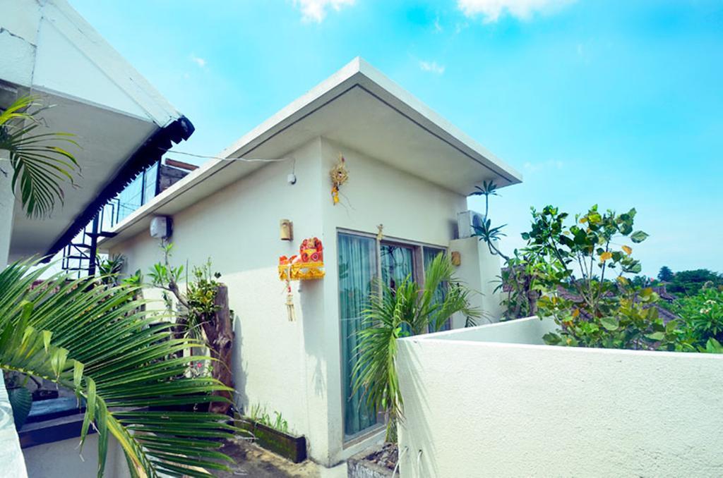 Gusti Homestay