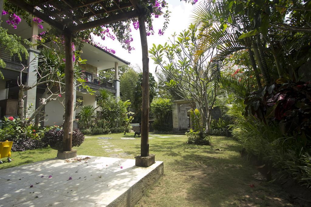 Guest house Padang Padang Surf