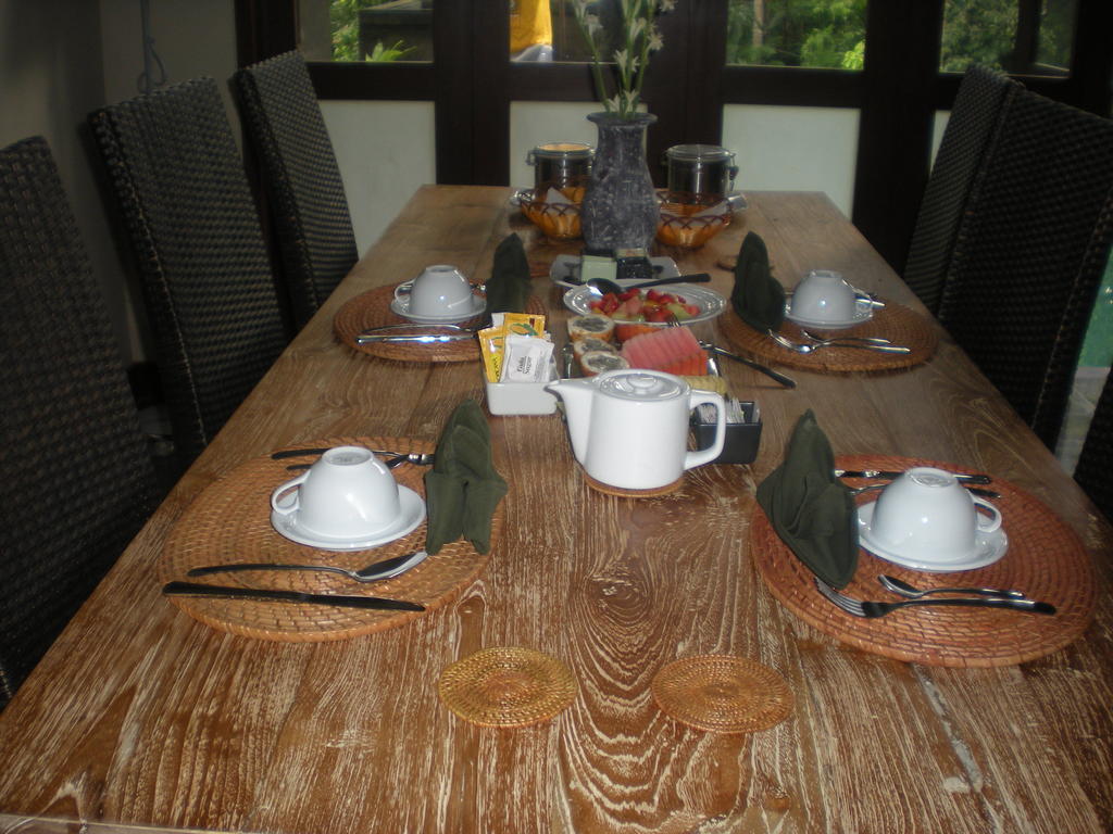 Harum Sari Private