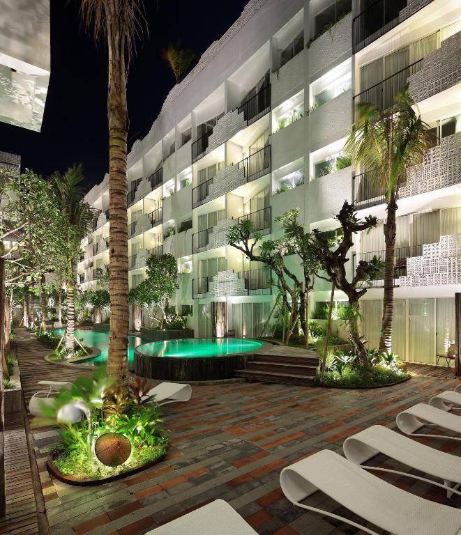 Hotel The Akmani 4*