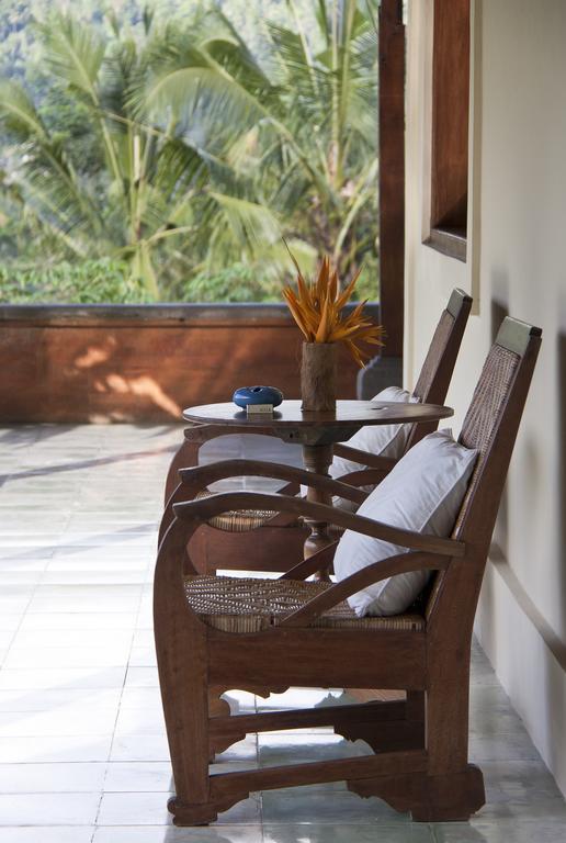Idanna Sidemen (Bali)
