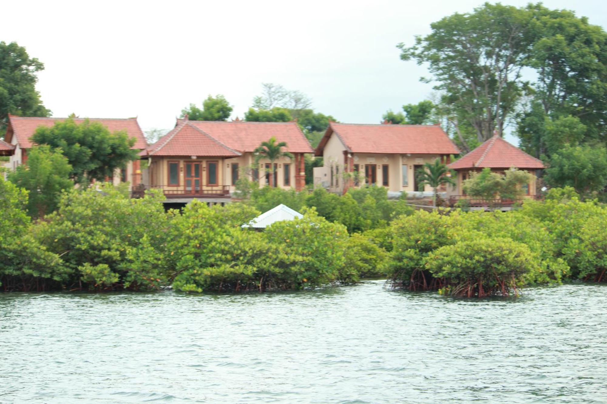 Holiday park White Sandy Beach Menjangan 2*