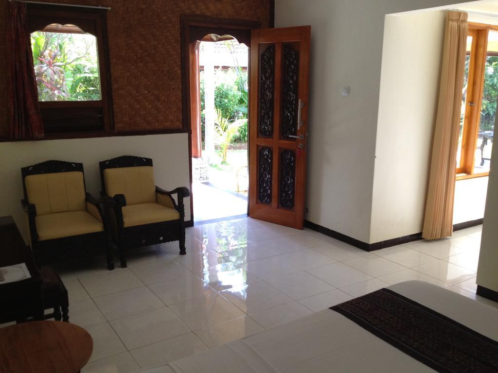Hotel Astina 2*