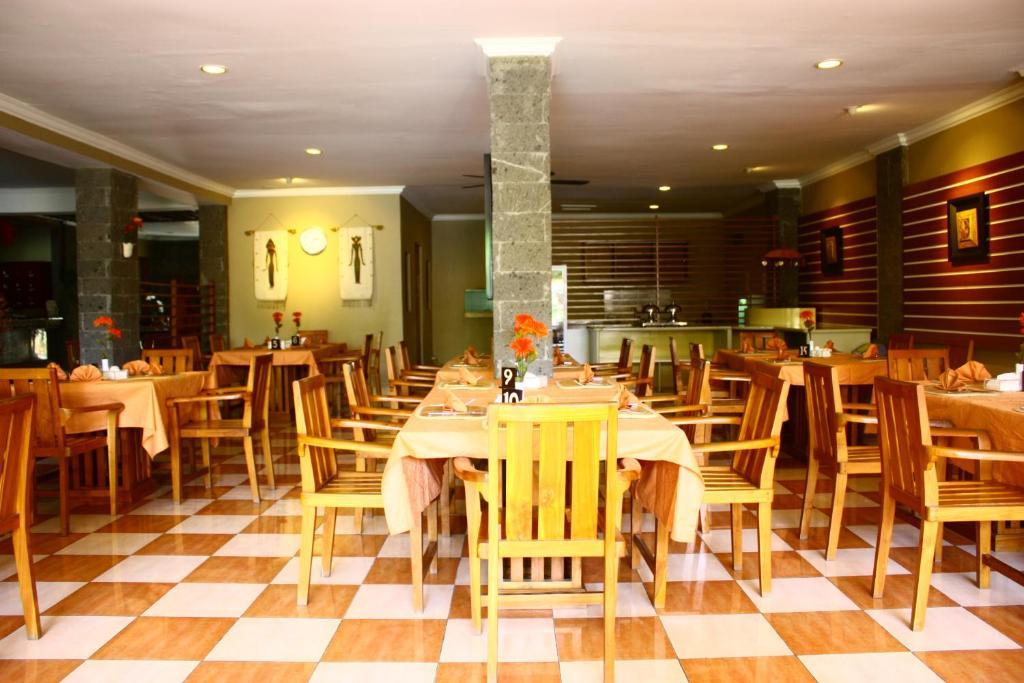 Taman Rosani & 3* Seminyak (Bali)