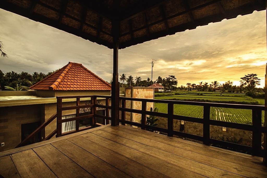 Villa Lestari *