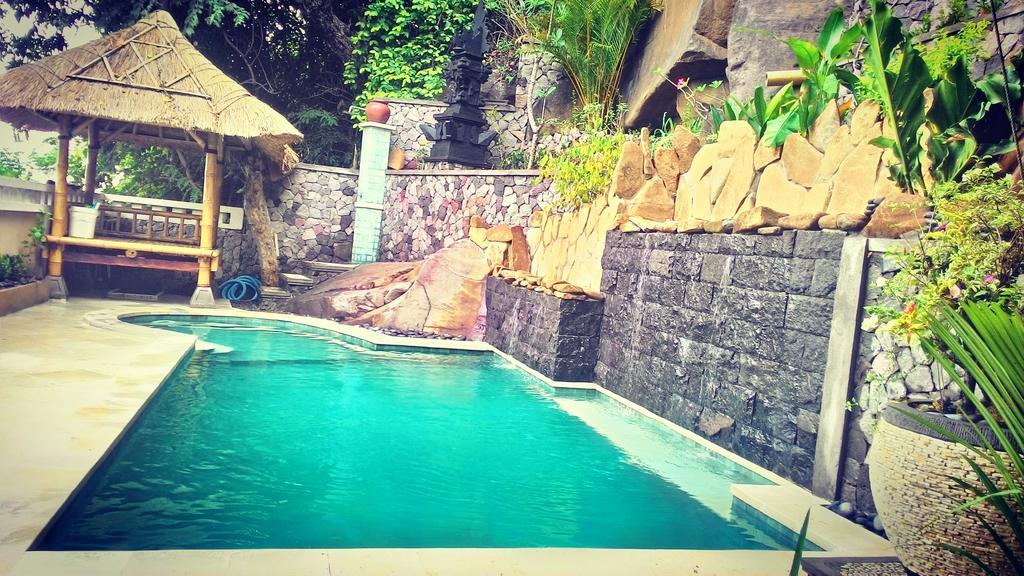 Guest house Paradise Warung & House Bali 2*