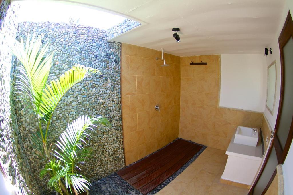 Mote Surfstay 3*