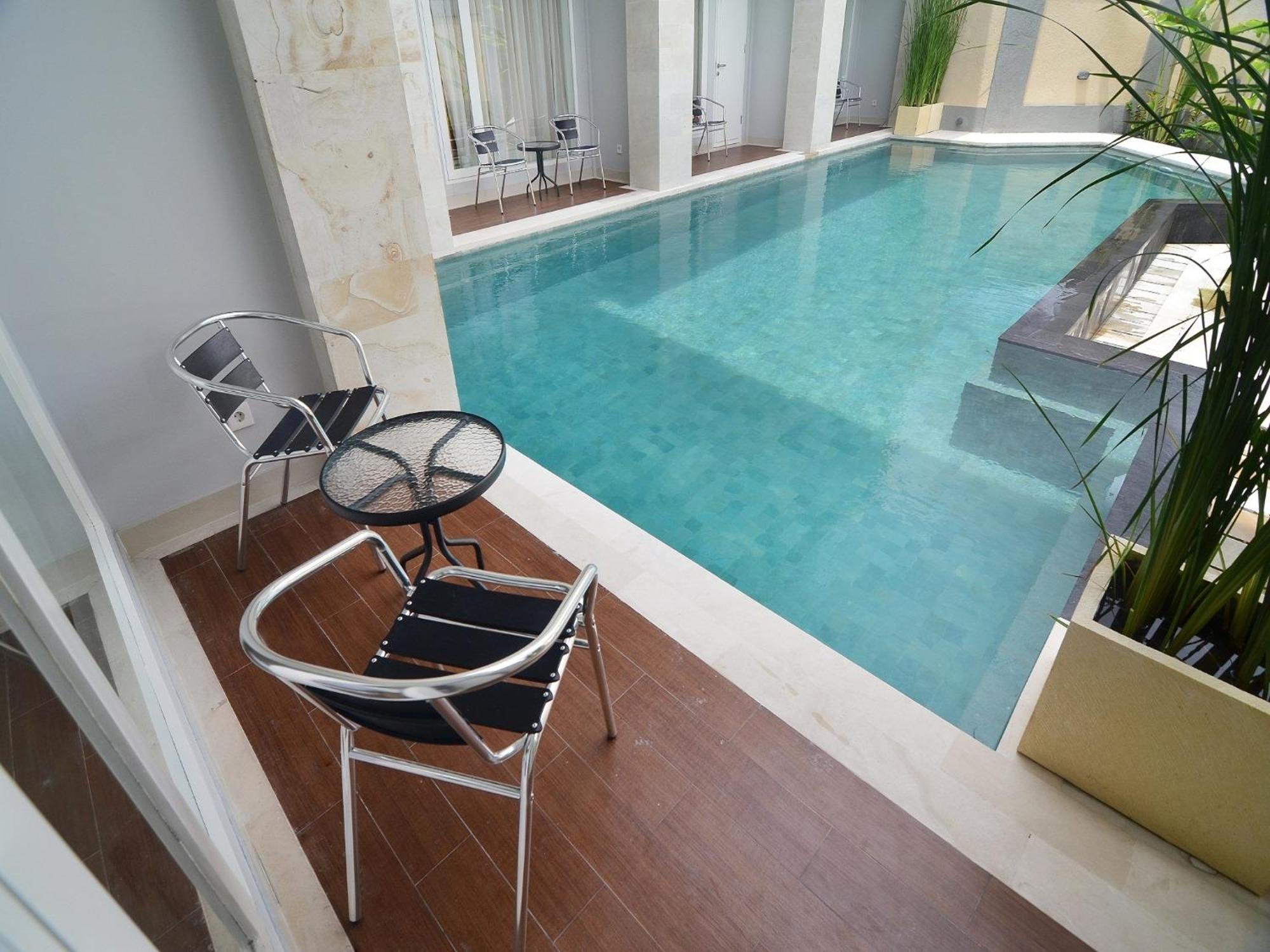 Griya Sunset Kuta Guest house 3*