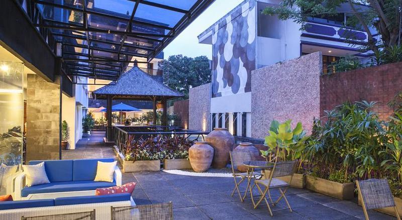 Hotel Natya Kuta