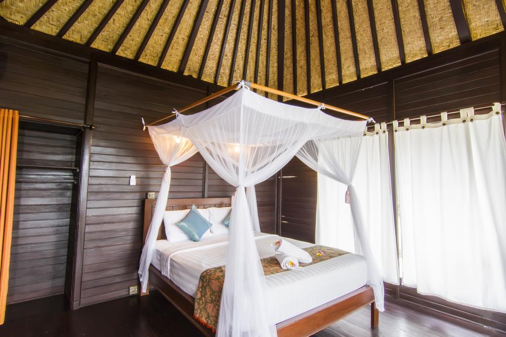 Taman liburan Poh Manis Lembongan