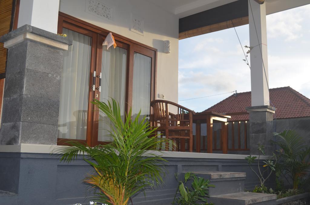 Rivera Beach Amed (Bali)