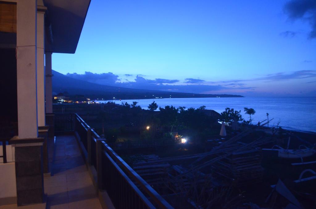 Rivera Beach Amed (Bali)