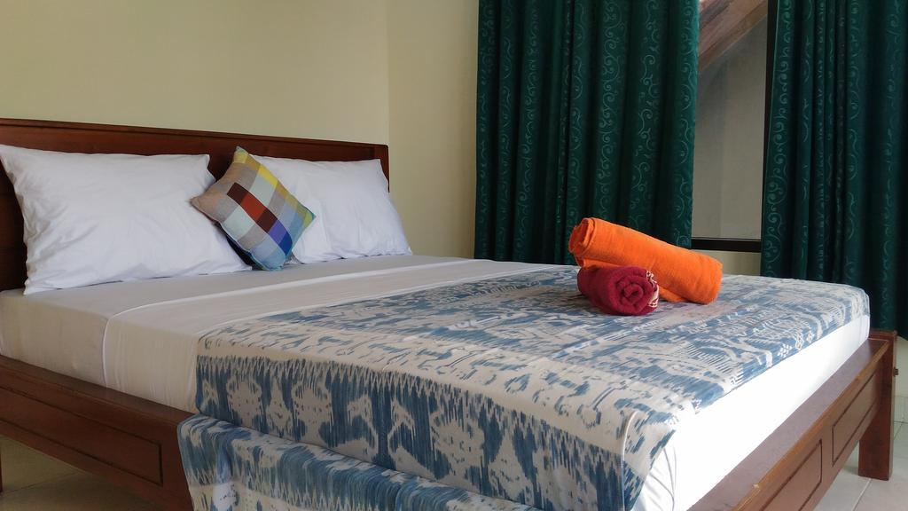 Homestay Santa Fe & Warong Amed (Bali)
