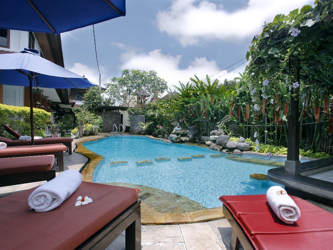 Hotel Yulia Village 3*