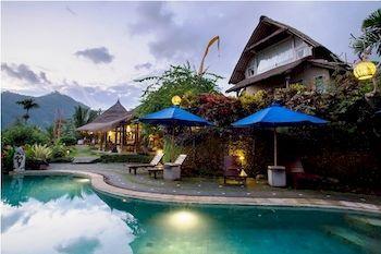 Guest house Surya Shanti Sidemen