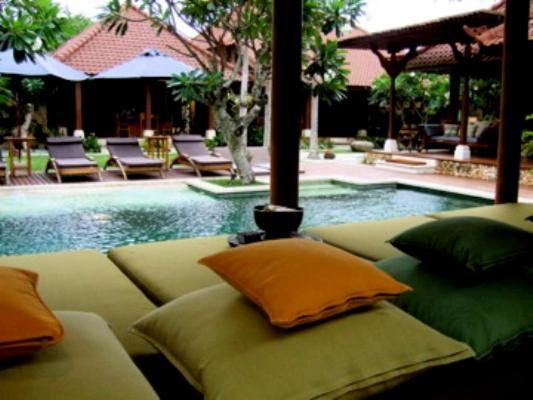Villa Kampung Kecil Seminyak *