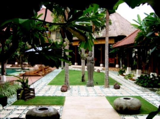 Villa Kampung Kecil Seminyak * BALI