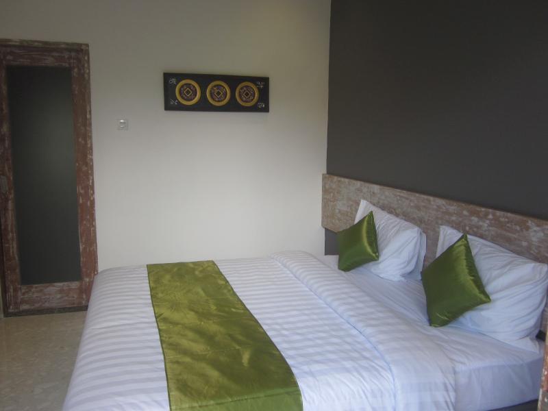 Sugiras Living Guest house