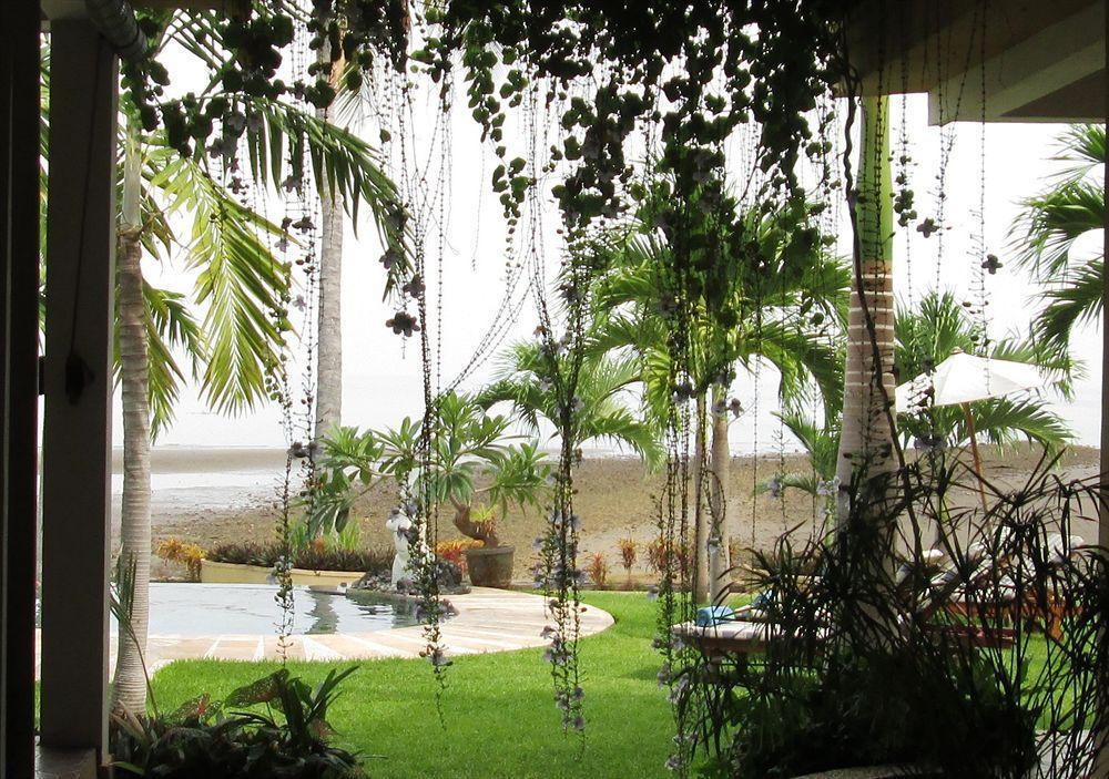 Dolphin Bali Holiday park 3*