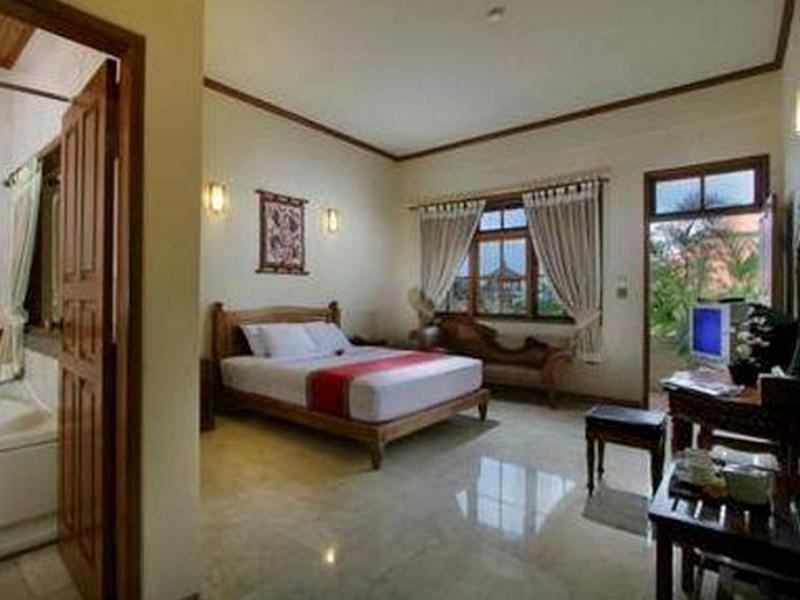 Garden & Hotel