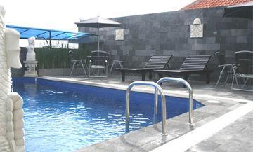 Arya & Hotel 2*