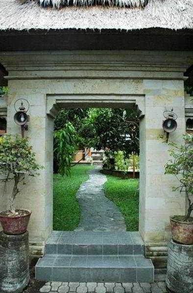Hotel Yulia Village 3*