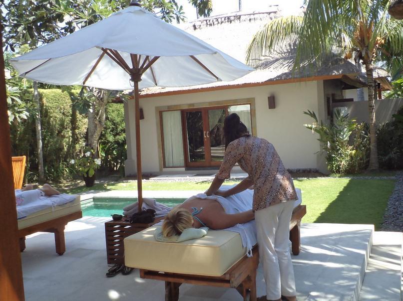 Sasoon 1, 100 Mt To * Candi Dasa (Bali)
