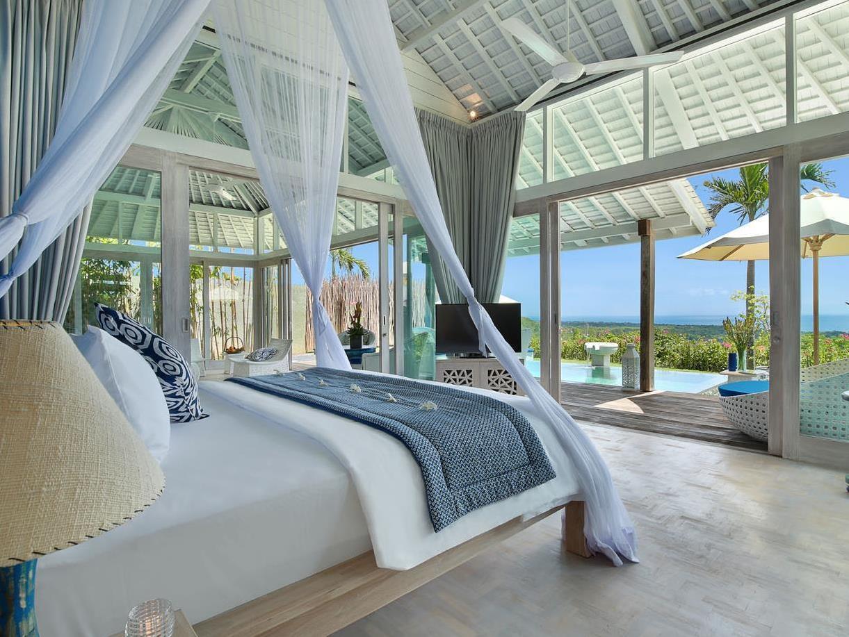 Hidden Hills Villa *