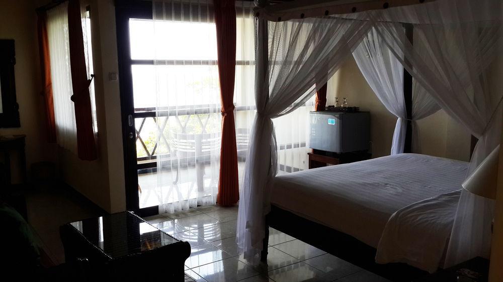 Puri Wirata Dive And Resort