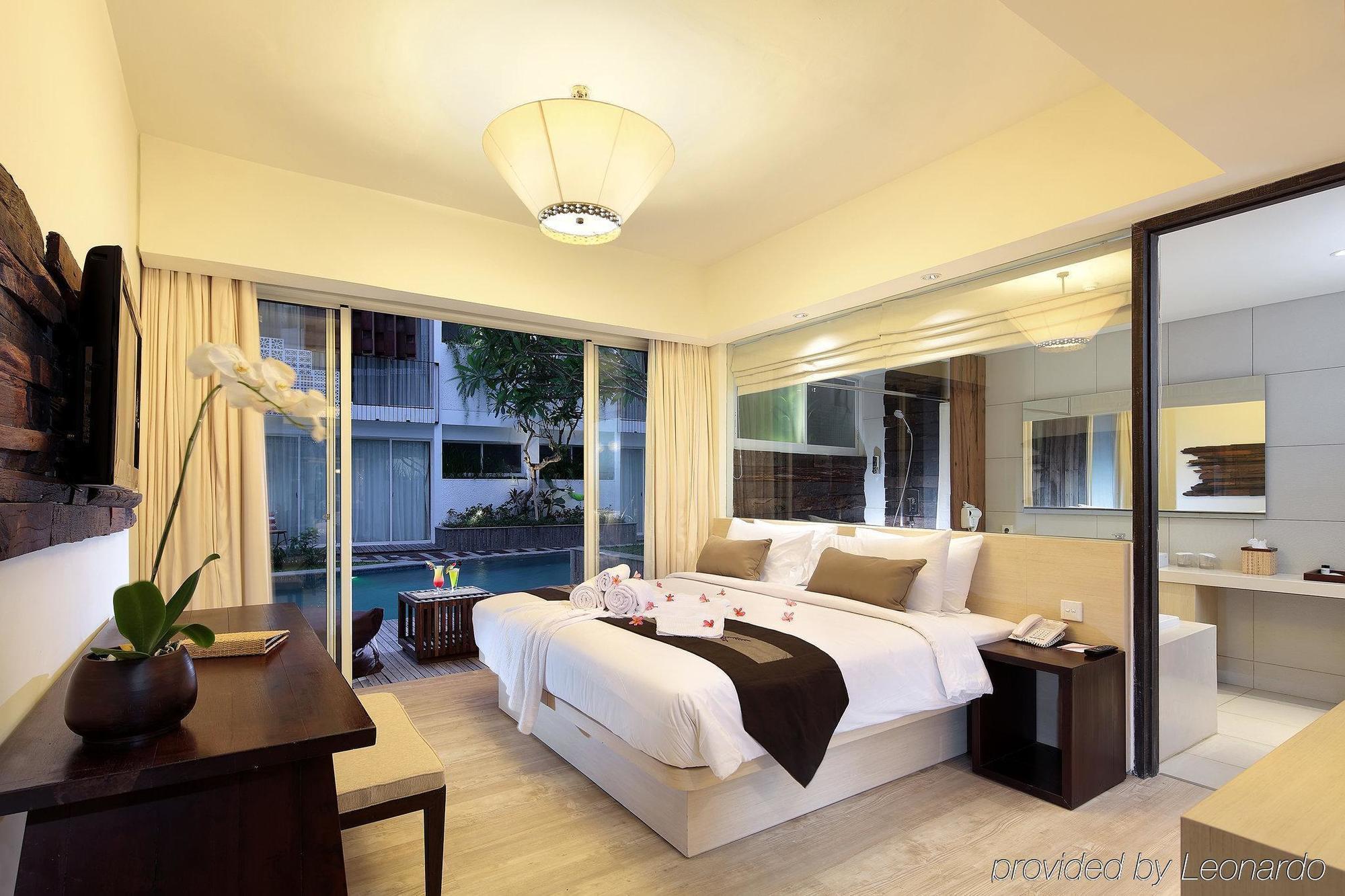 The Akmani Hotel