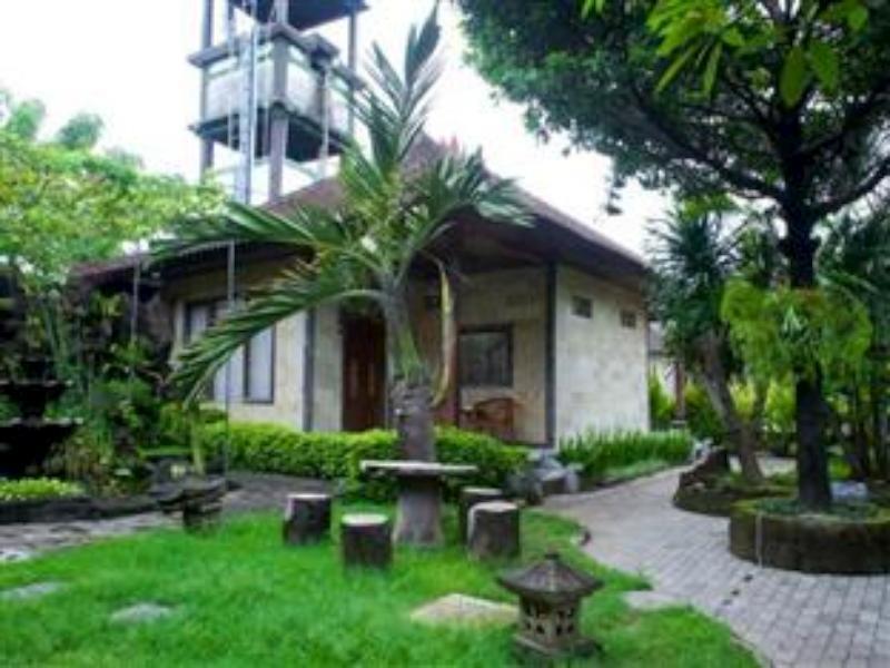 Taman Sari 3*