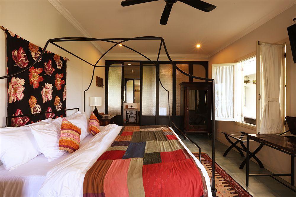 Brown Feather Hotel