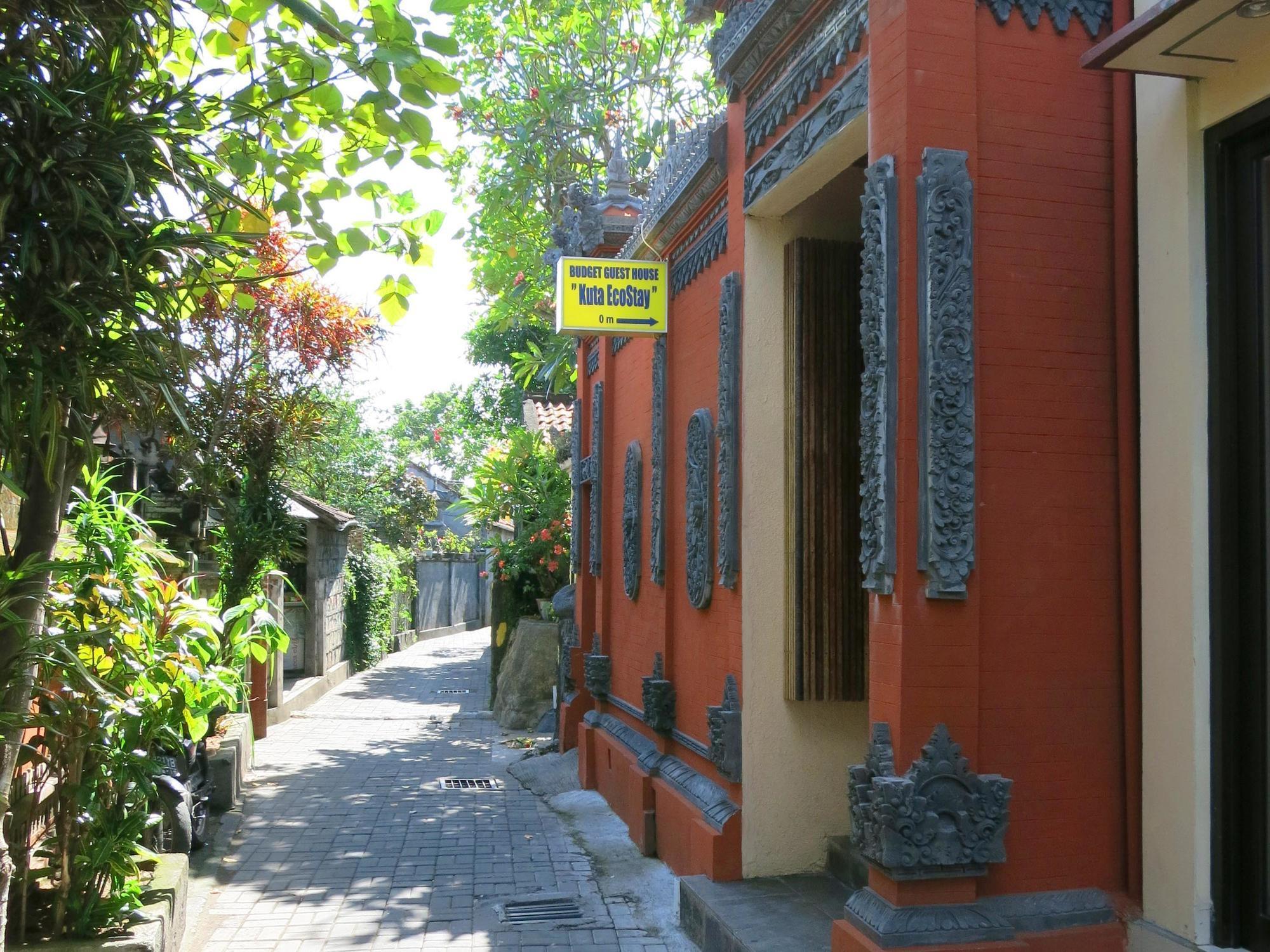 Kuta Ecostay Guest house *