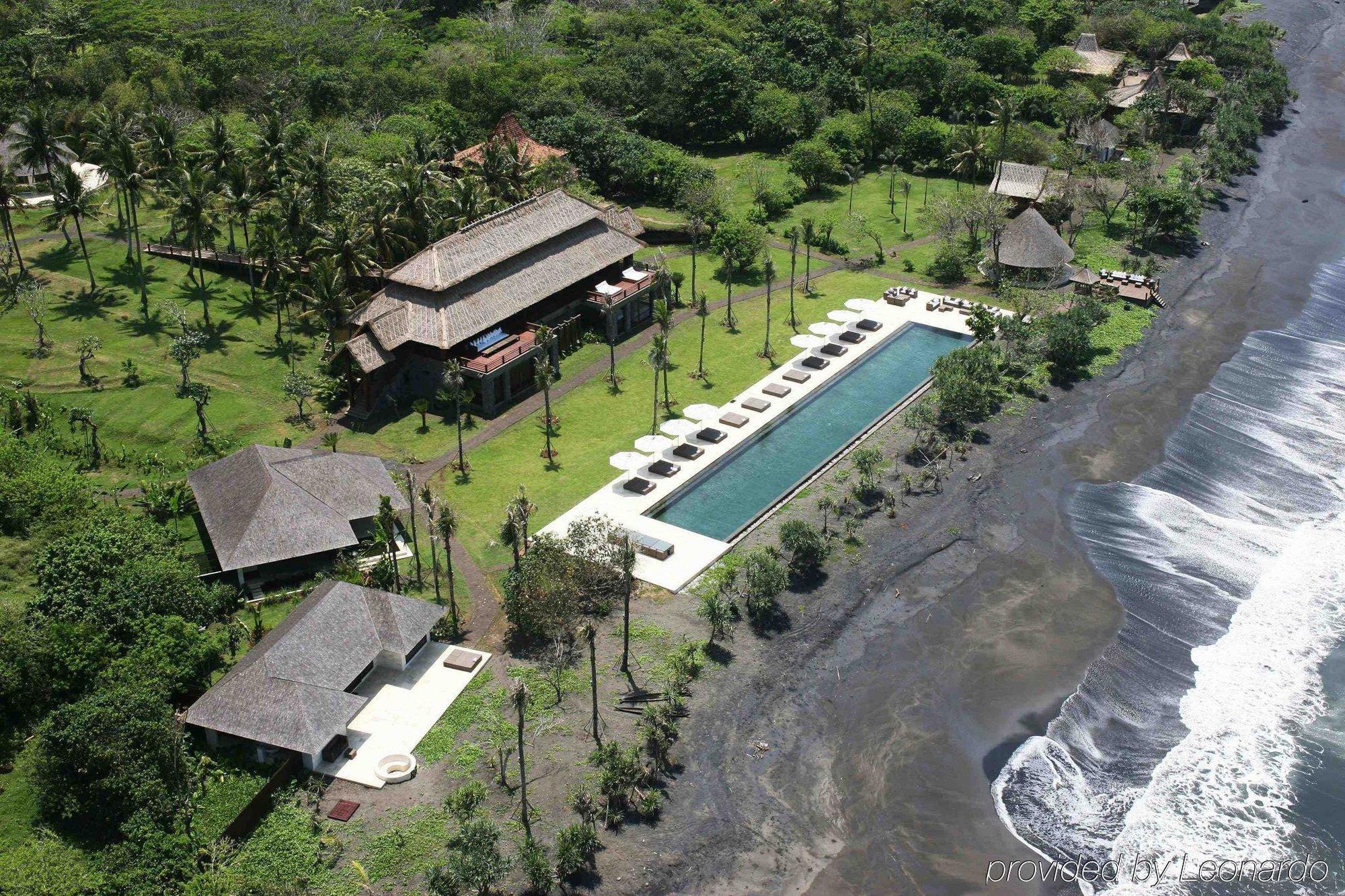 Ketapang Estate Hotel 4*