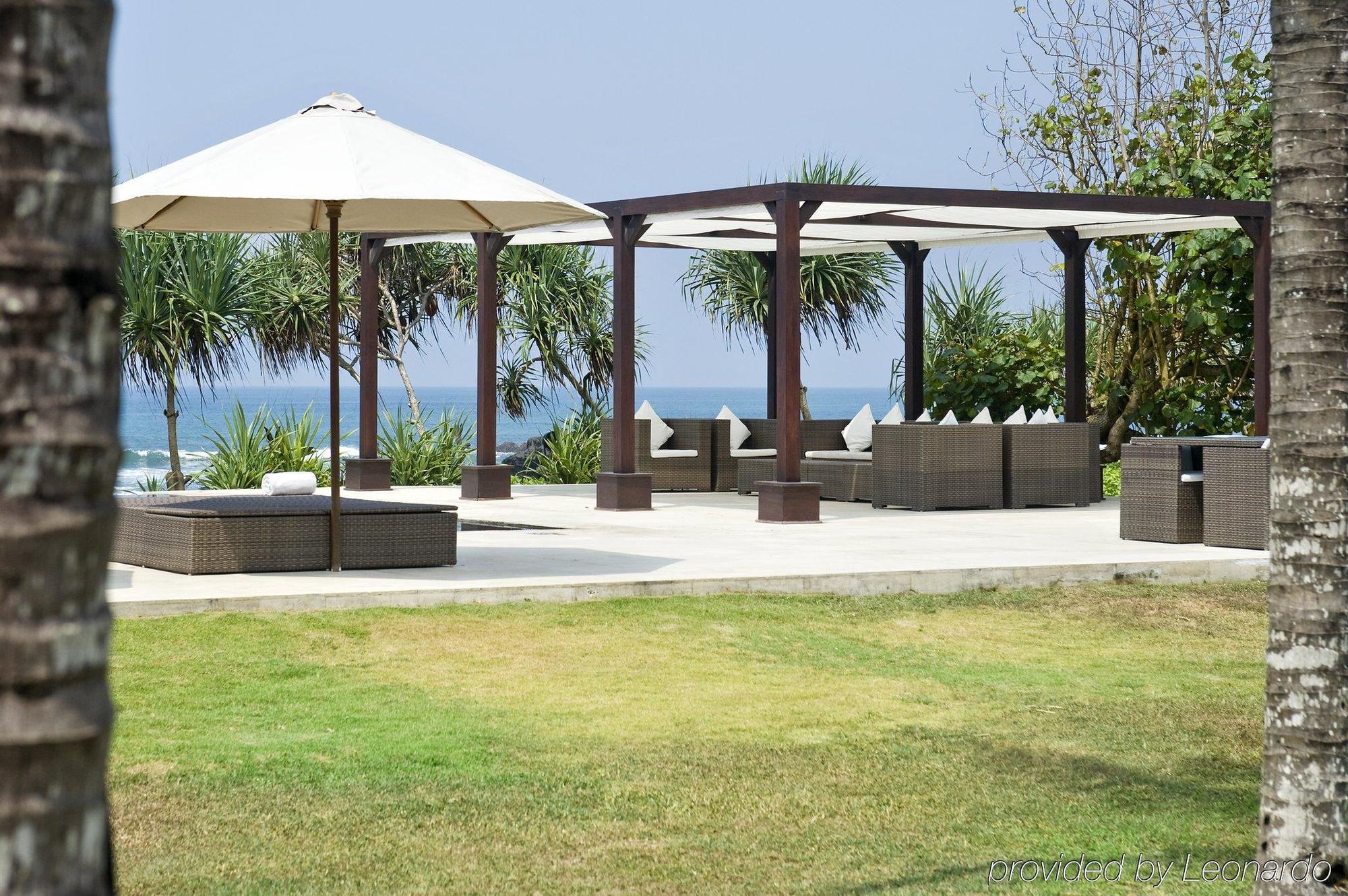 Ketapang Estate Hotel 4*