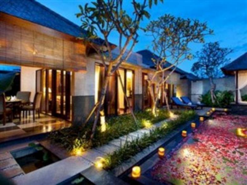 The Khayangan Dreams Villa, *