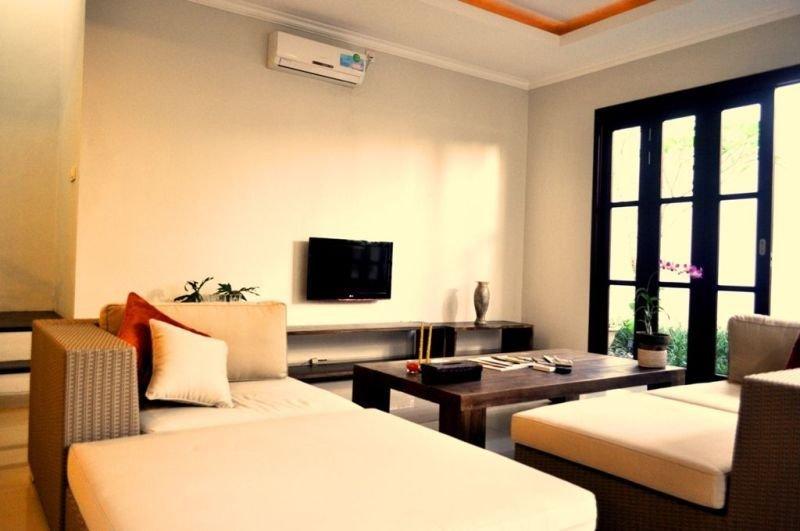 White Lotus Villa *