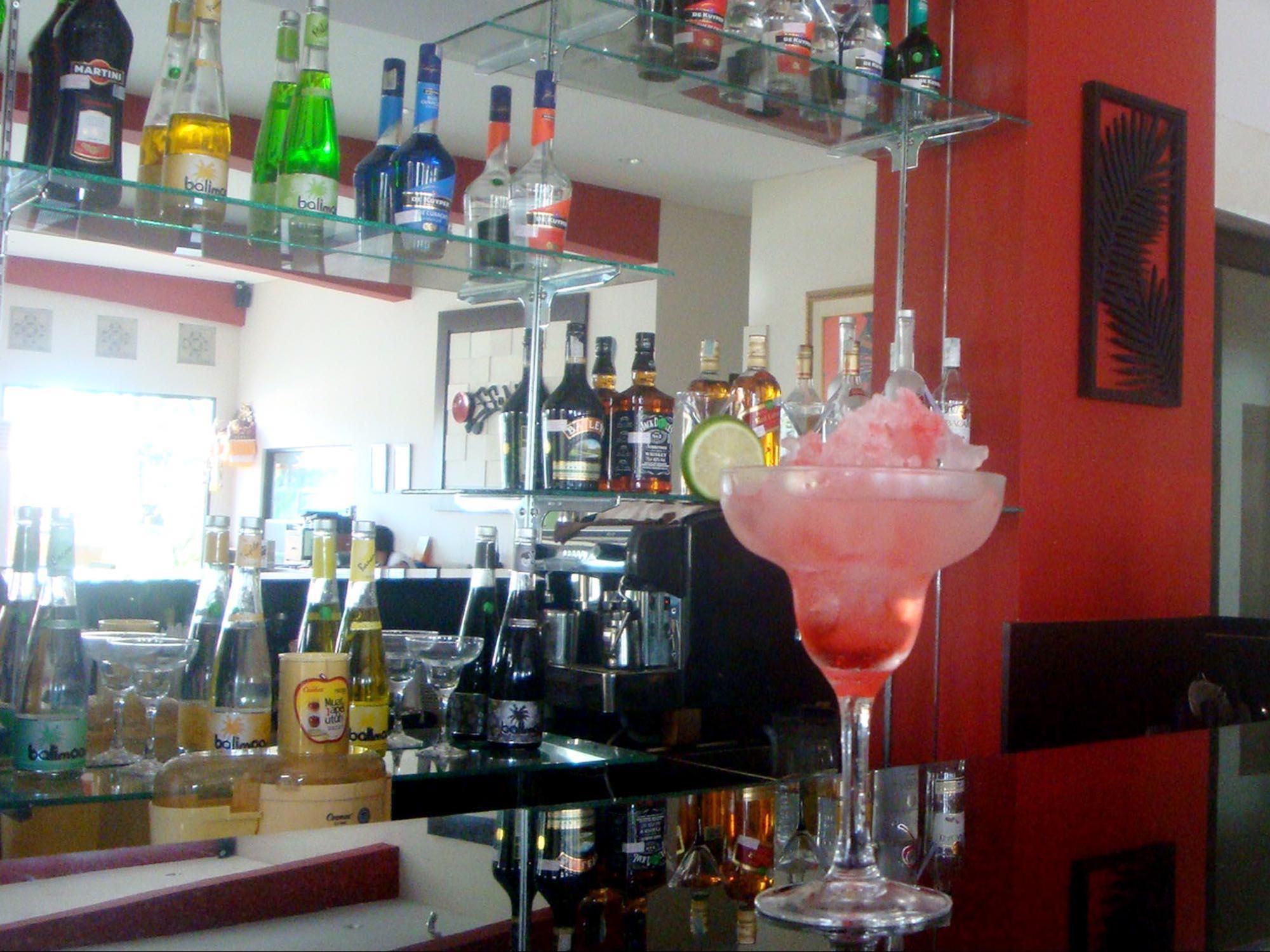 Abisha Hotel 3*