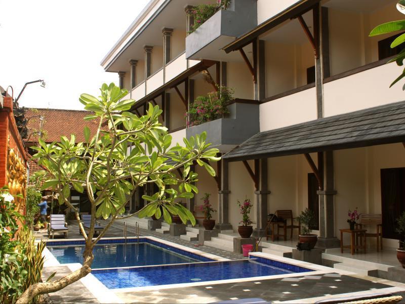 Jesens Ii Hotel 3*