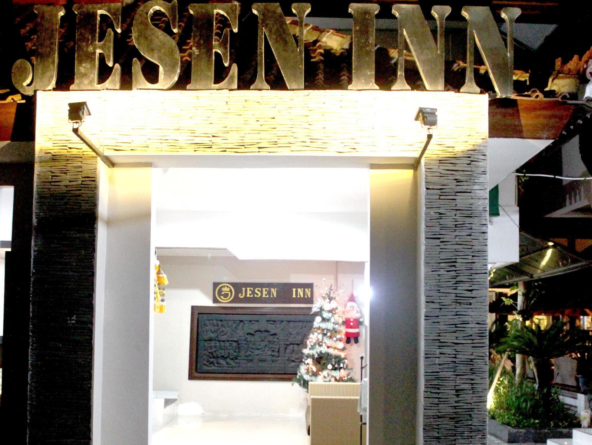 Jesens Ii Hotel