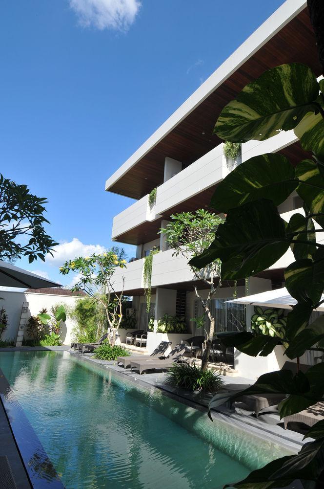 Swiss-Belcourt Sunset Aparthotel Seminyak (Bali)