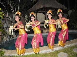 The Village Hotel 3*