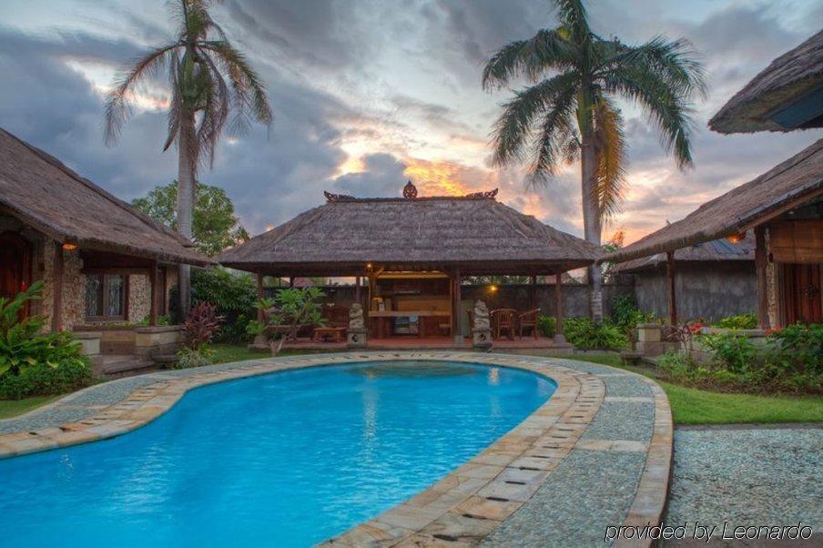 The Aya Villas Seminyak Hotel