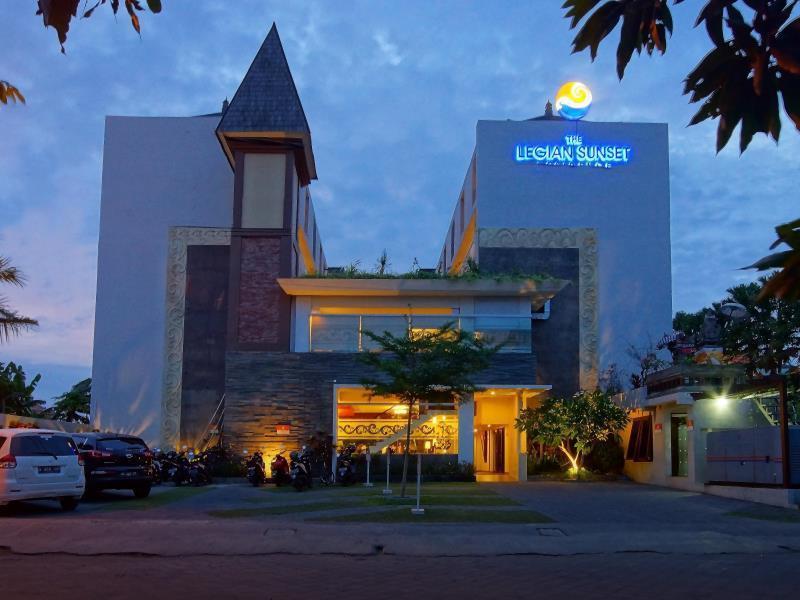 The Legian Sunset Aparthotel 3*