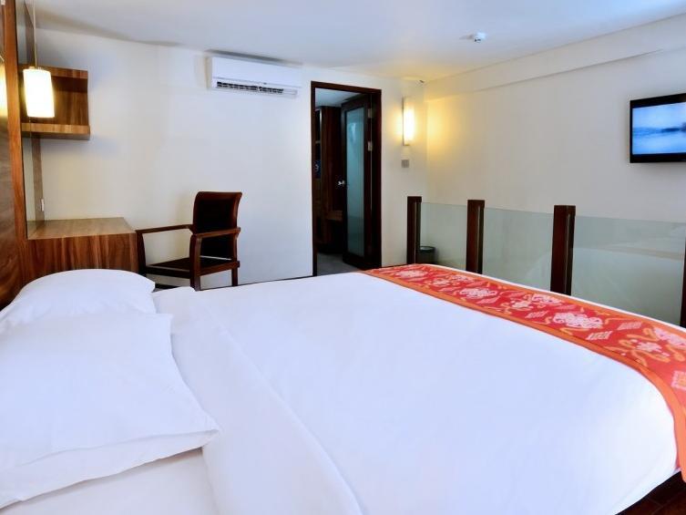 The Legian Sunset 3*