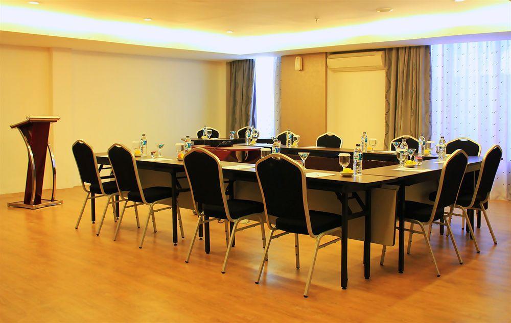 Harper Kuta By Aston 4* Legian (Bali)