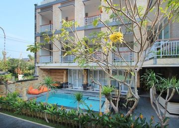Lotus Tirta Hotel Seminyak (Bali)